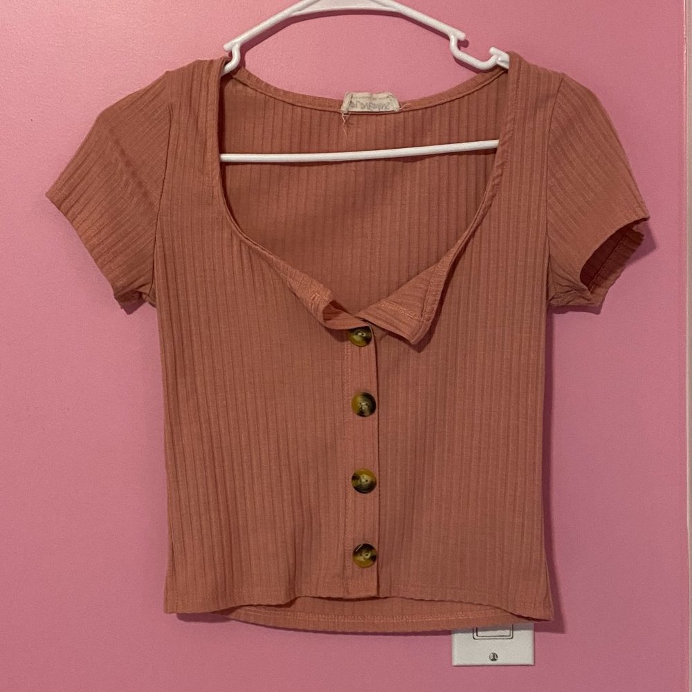 Bush pink Tee with bottons
